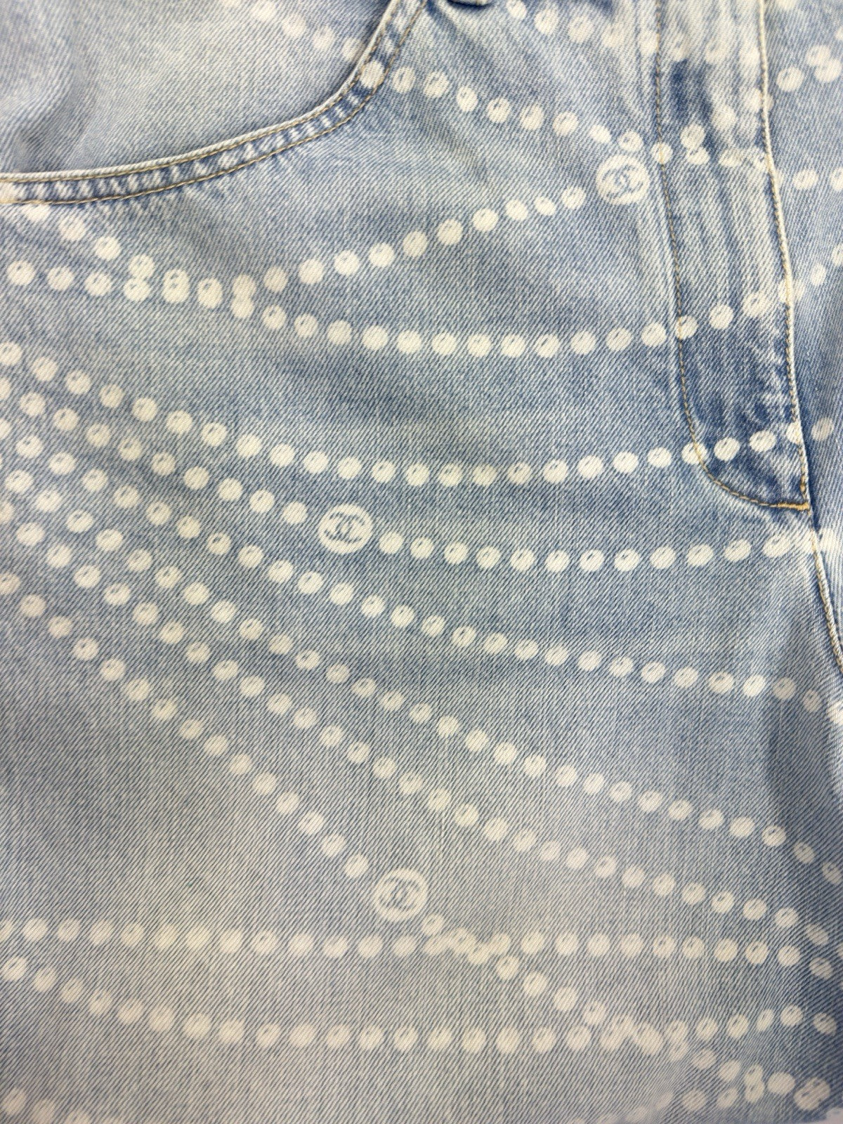 Chanel Logo Print Denim Jeans, photo 3