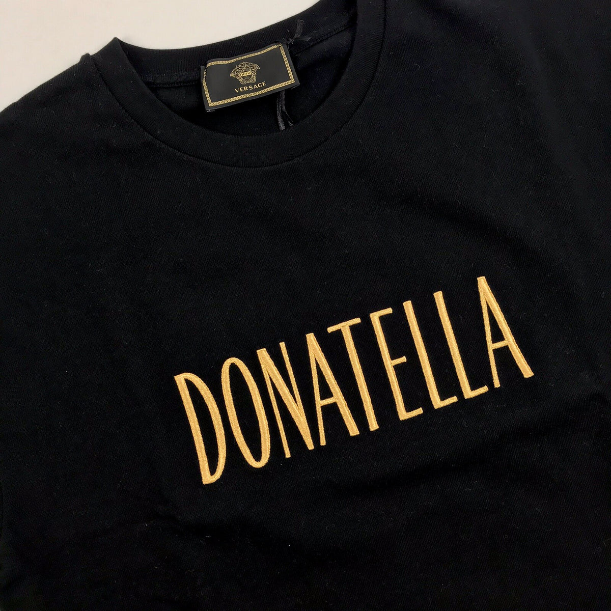 Versace x Kith Black Embroidered Donatella Medusa T-Shirt, photo 3