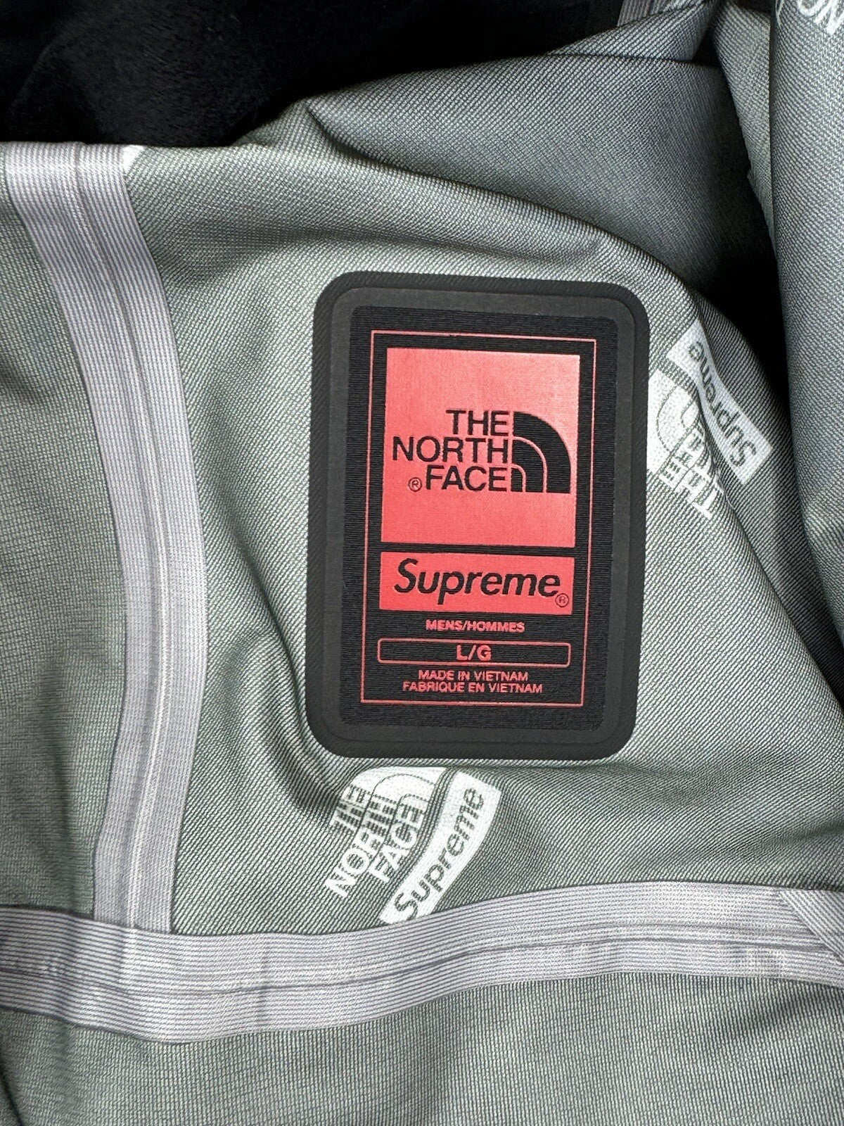 Supreme x the North Face Zip Split Wind Breaker Jacket, photo 8