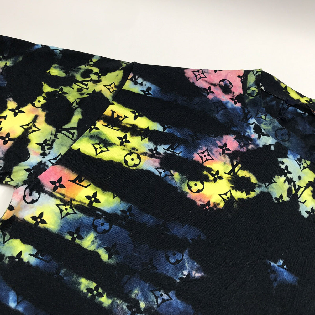 Louis Vuitton by Virgil Abloh Monogram Tie Dye Printed T-Shirt, photo 4