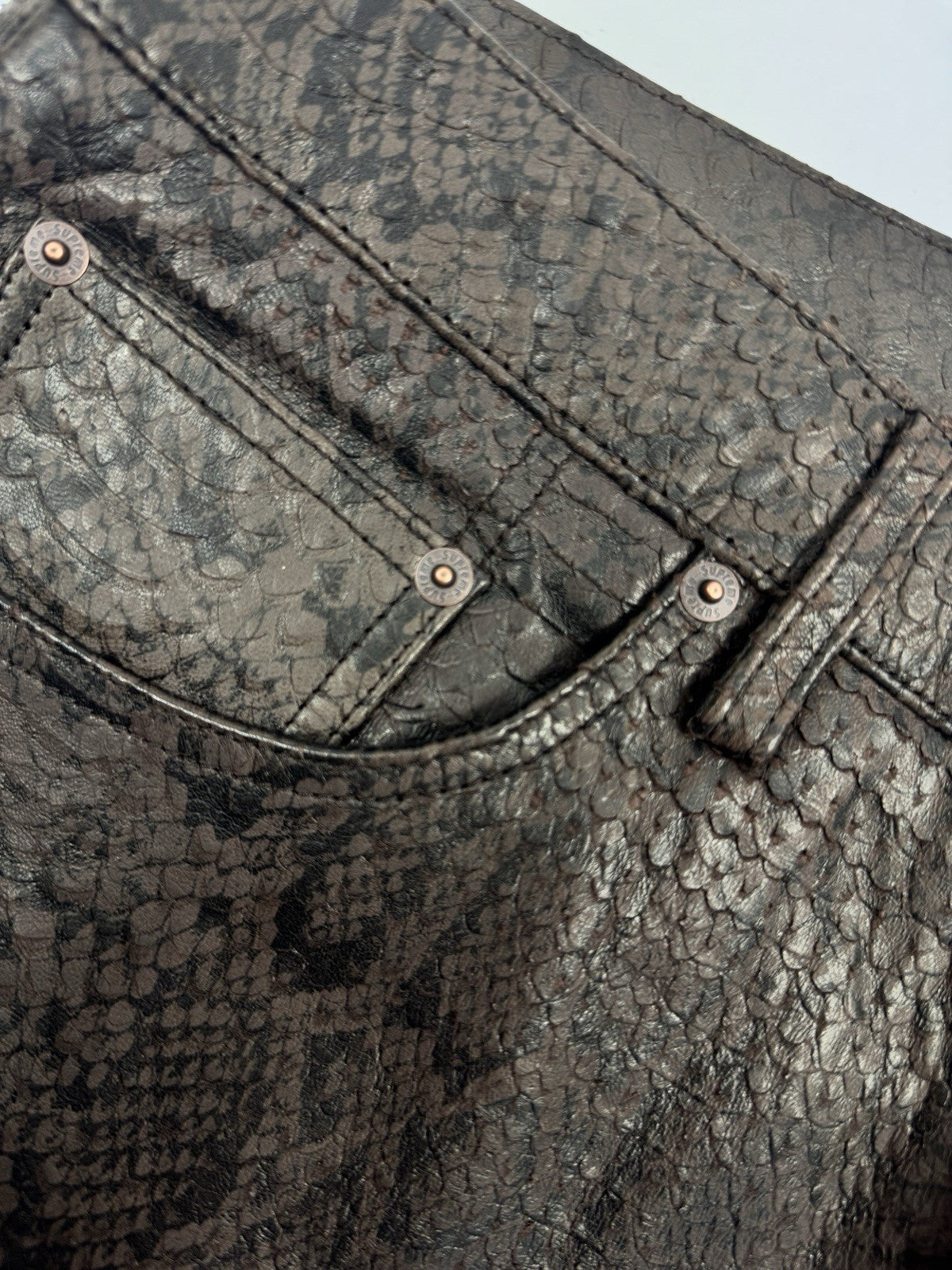 Supreme Baggy Lizard Print Leather Shorts, photo 6