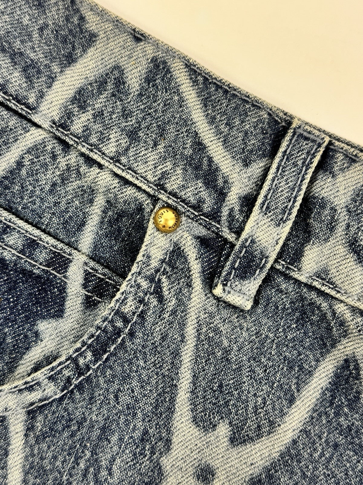 Louis Vuitton Monogram Print Denim Shorts, photo 6