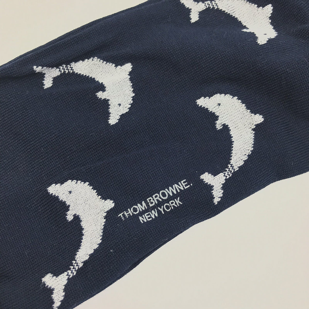 Thom Browne Men’s Navy Dolphine Icon Intarsia Mid Calf Socks, photo 3