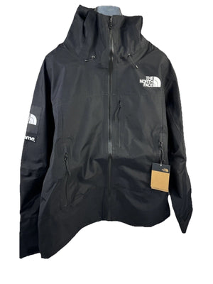 Supreme x the North Face Zip Split Wind Breaker Jacket（写真1）