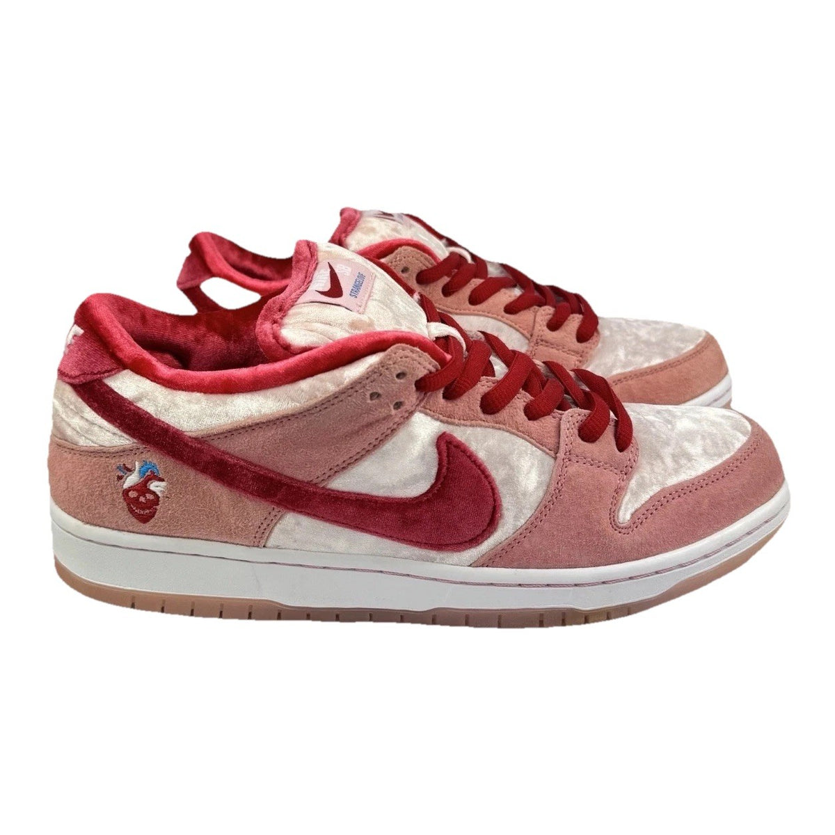 Nike Dunk SB Low Strange Love Skateboard Sneakers, photo 1
