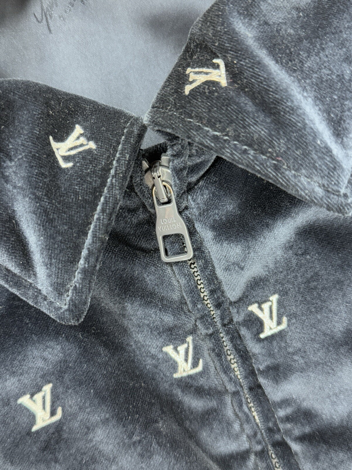 Louis Vuitton Velvet Logo Print Zip Up Jacket, photo 3