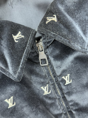 Louis Vuitton Velvet Logo Print Zip Up Jacket، الصورة 3