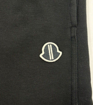 Rick Owens×Monclerロゴ入りショーツ（写真3）